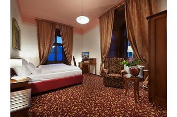Чехия Hotel Hrubá Skála, Екстериор